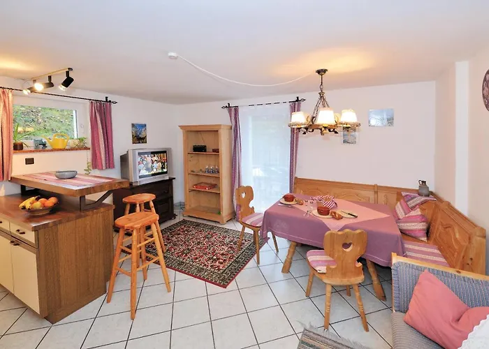 Im Souterrain Mit Terrasse Bischofswiesen